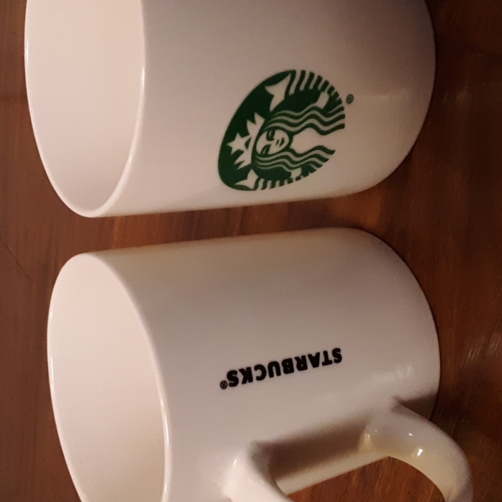 5/$35 Starbucks cups set of 2 - Picture 3 of 4